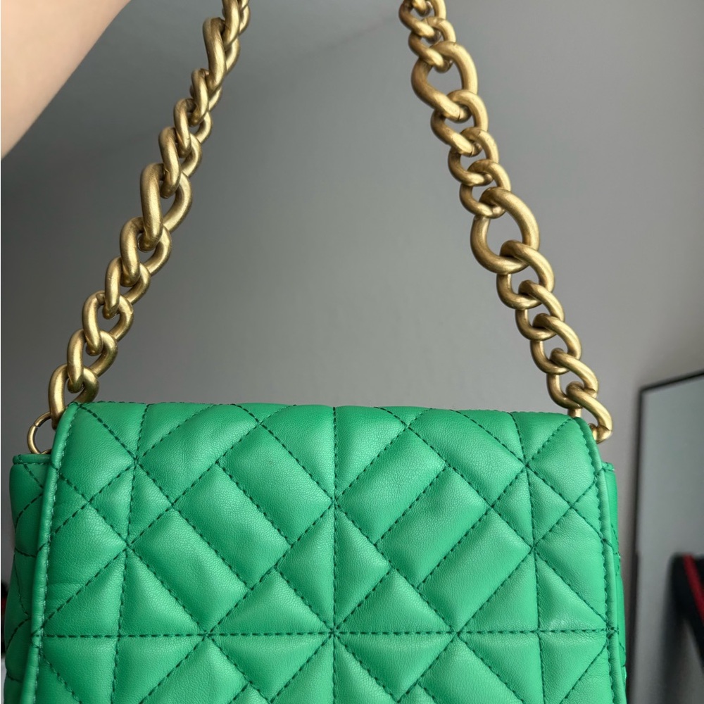 Zara Emerald Quilted Shoulder Bag with Gold Chain